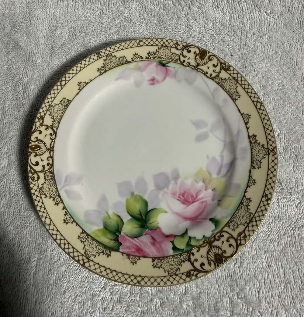 Vintage 7.5 inch Noritake Floral Collector Plate